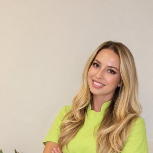 Dr. Vörös Réka